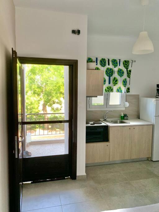 Lovely Apartment By The Sea 2 ….. Epanomi Extérieur photo